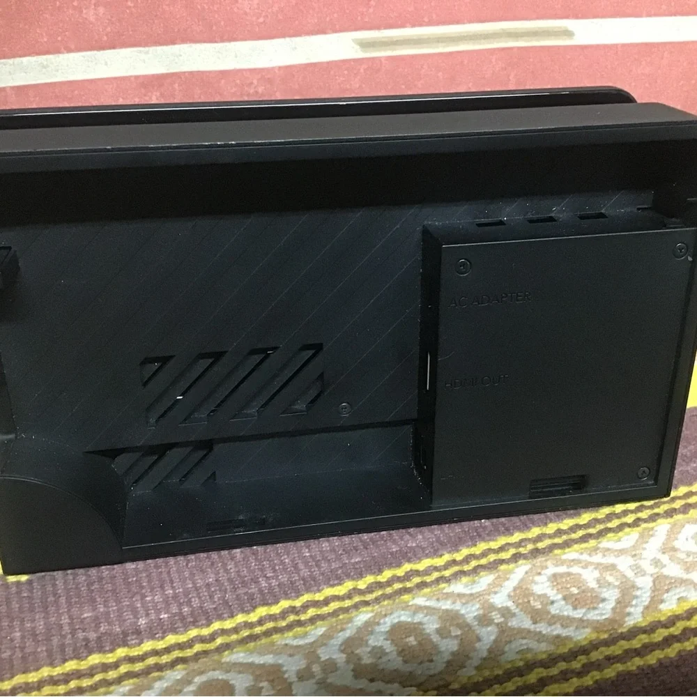 Nintendo Switch Dock - Black (HAC-007) missing door